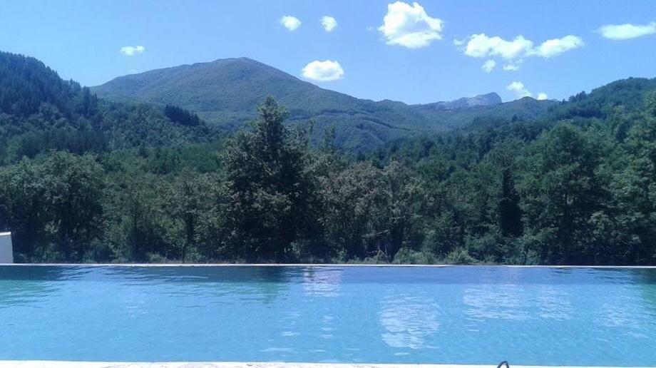 Il Mulin Vecchio Villa Camporgiano Bagian luar foto